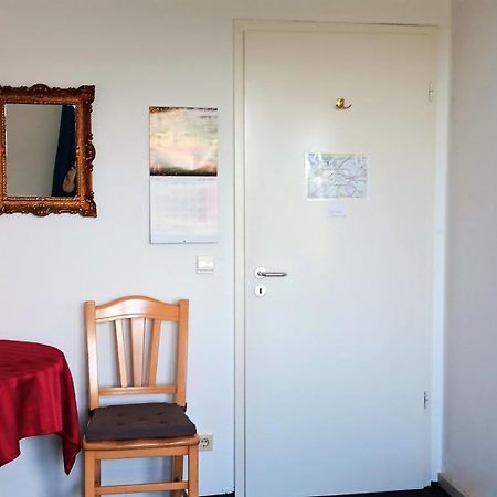 Zimmer Zentral In Βερολίνο Εξωτερικό φωτογραφία